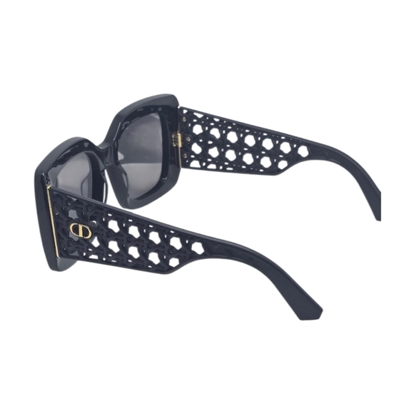 DIOR Chic Black Square Sunglasses - Picture 7 of 9